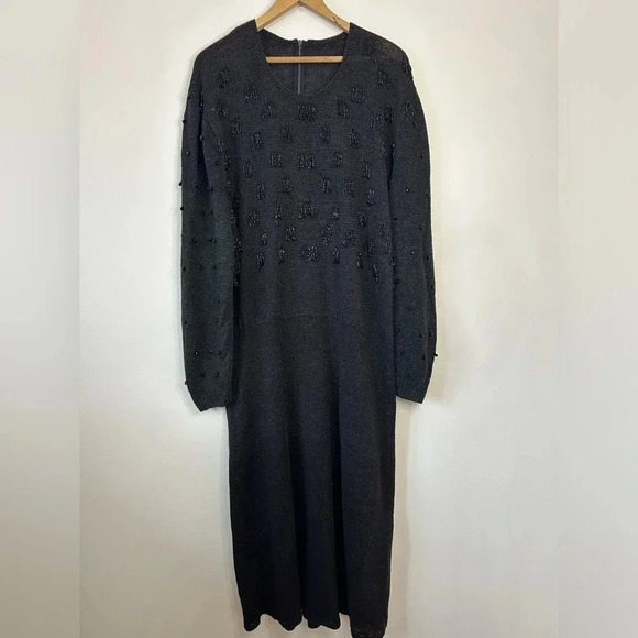 Long heavy grey dress with delicate jewels - No tags - Picture 1 of 8